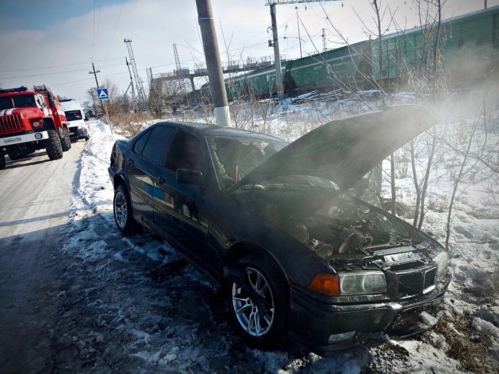 В минувшее воскресенье в Безенчукском районе ликвидировано возгорание автомобиля 