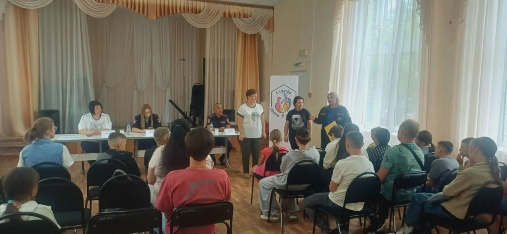 В Большечерниговском районе состоялся круглый стол на тему «Безопасность детей»