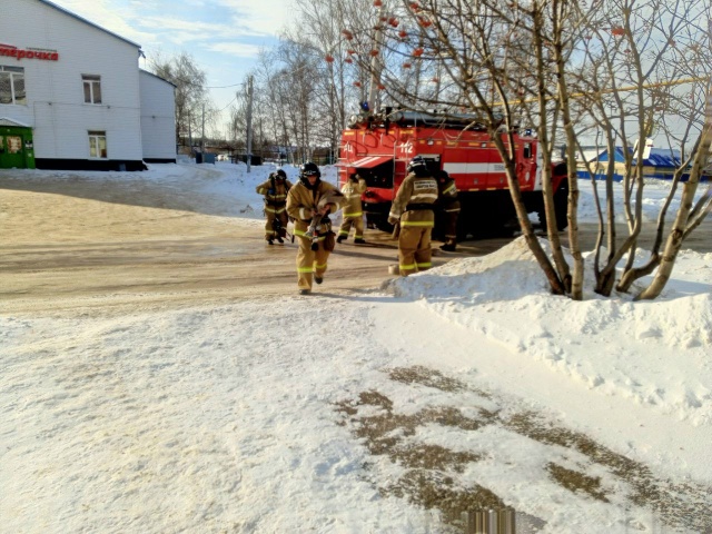 Пожарно-тактическое занятие на социально значимом объекте в Челно-Вершинском районе проведено в рамках учебного плана