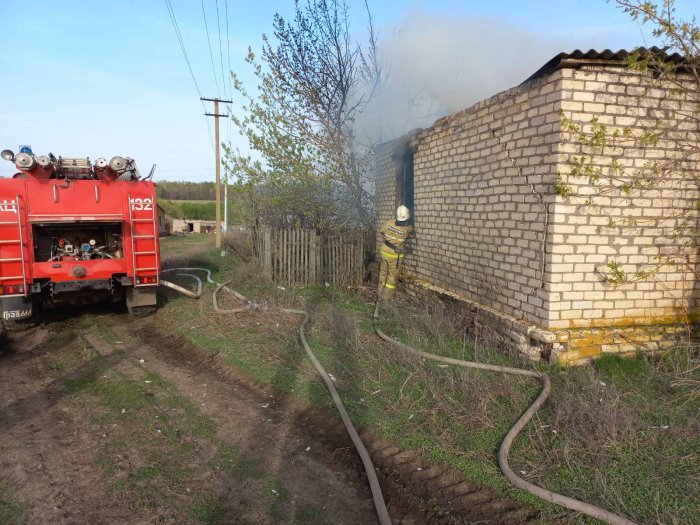Пожар в поселке Вернедольск