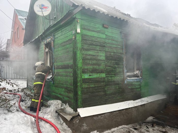 Сегодня в городском округе Кинель горел жилой дом