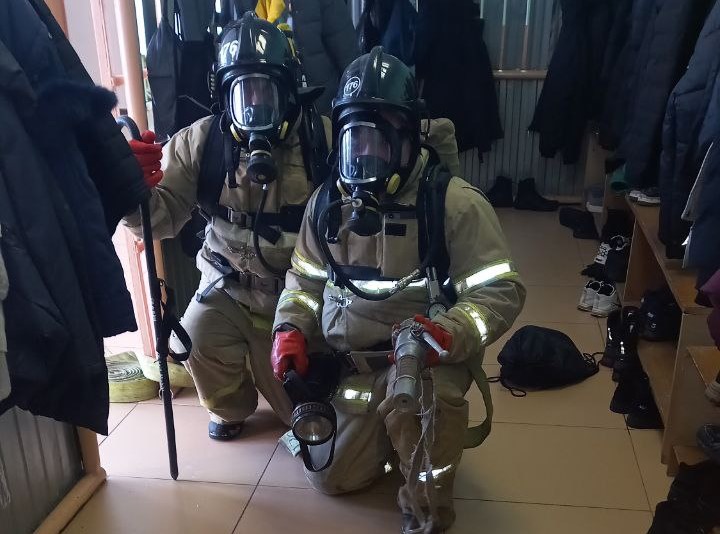 Регулярные пожарно-тактические занятия гарантируют успешные и слаженные действия огнеборцев