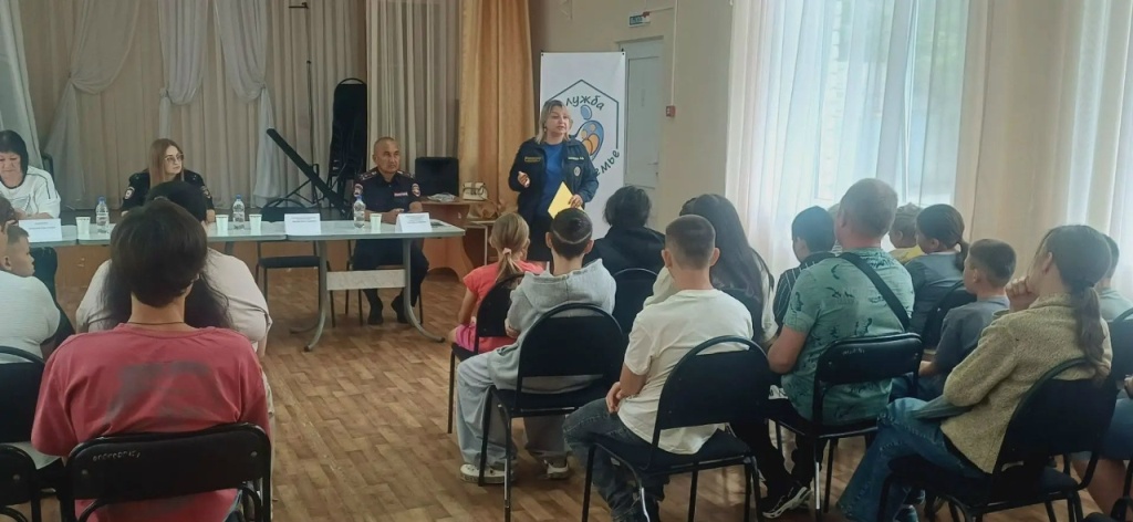 В Большечерниговском районе состоялся круглый стол на тему «Безопасность детей»