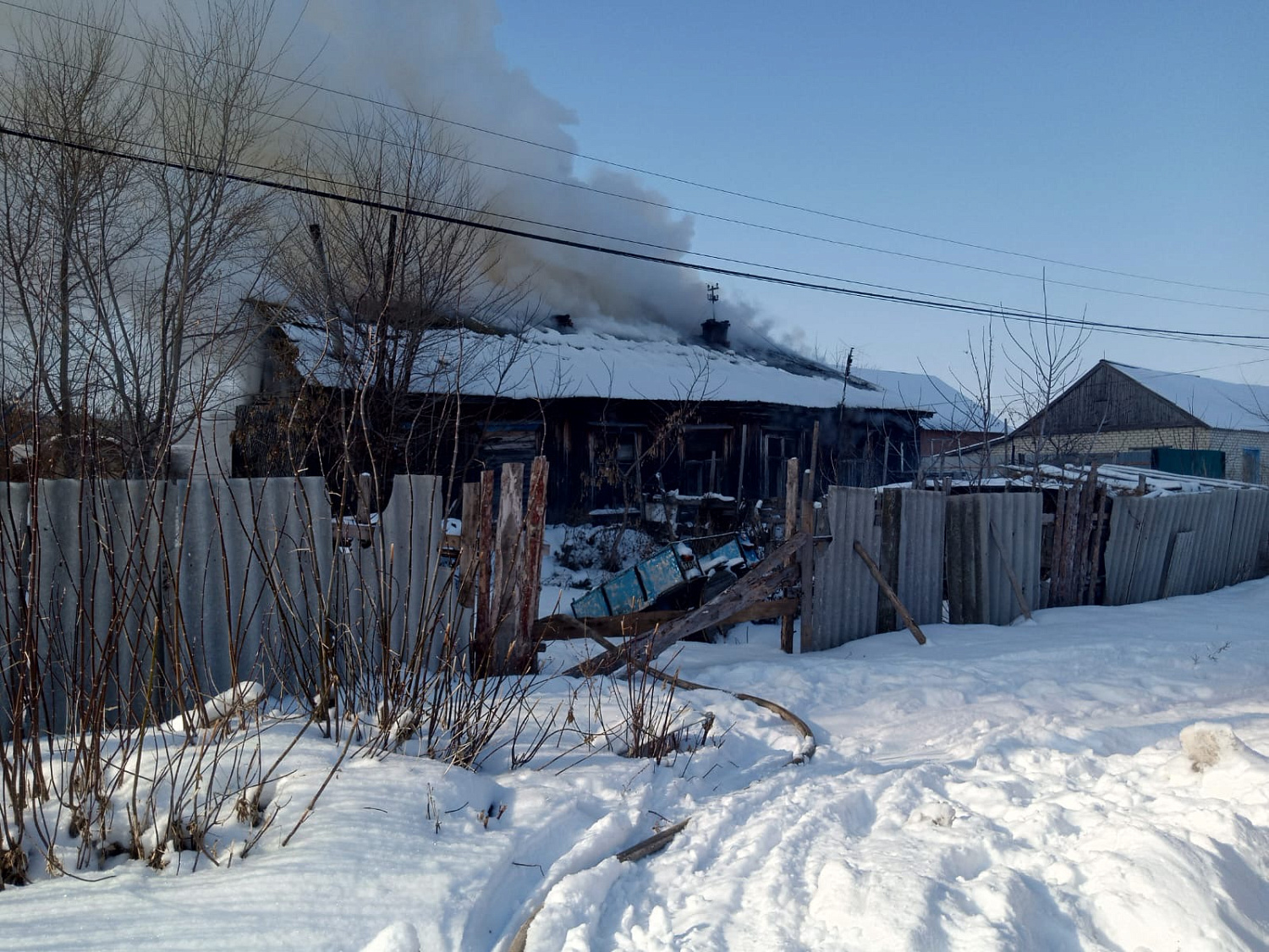 В селе Новодевичье Шигонского района наши огнеборцы оперативно ликвидировали пожар