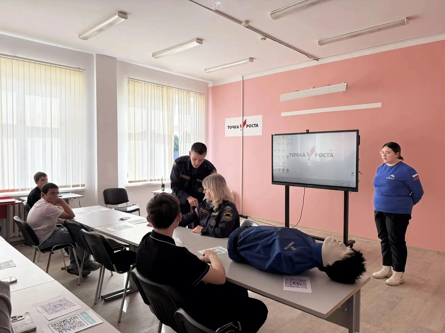  В школе села Елховка прошел открытый урок по оказанию доврачебной медицинской помощи 