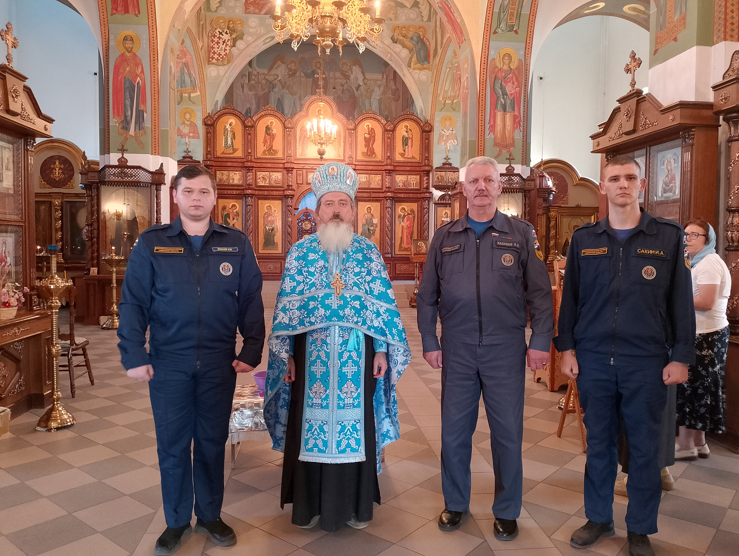 Благодарственные молебны в честь праздника иконы Божией Матери «Неопалимая Купина» с участием наших огнеборцев прошли в храмах региона 