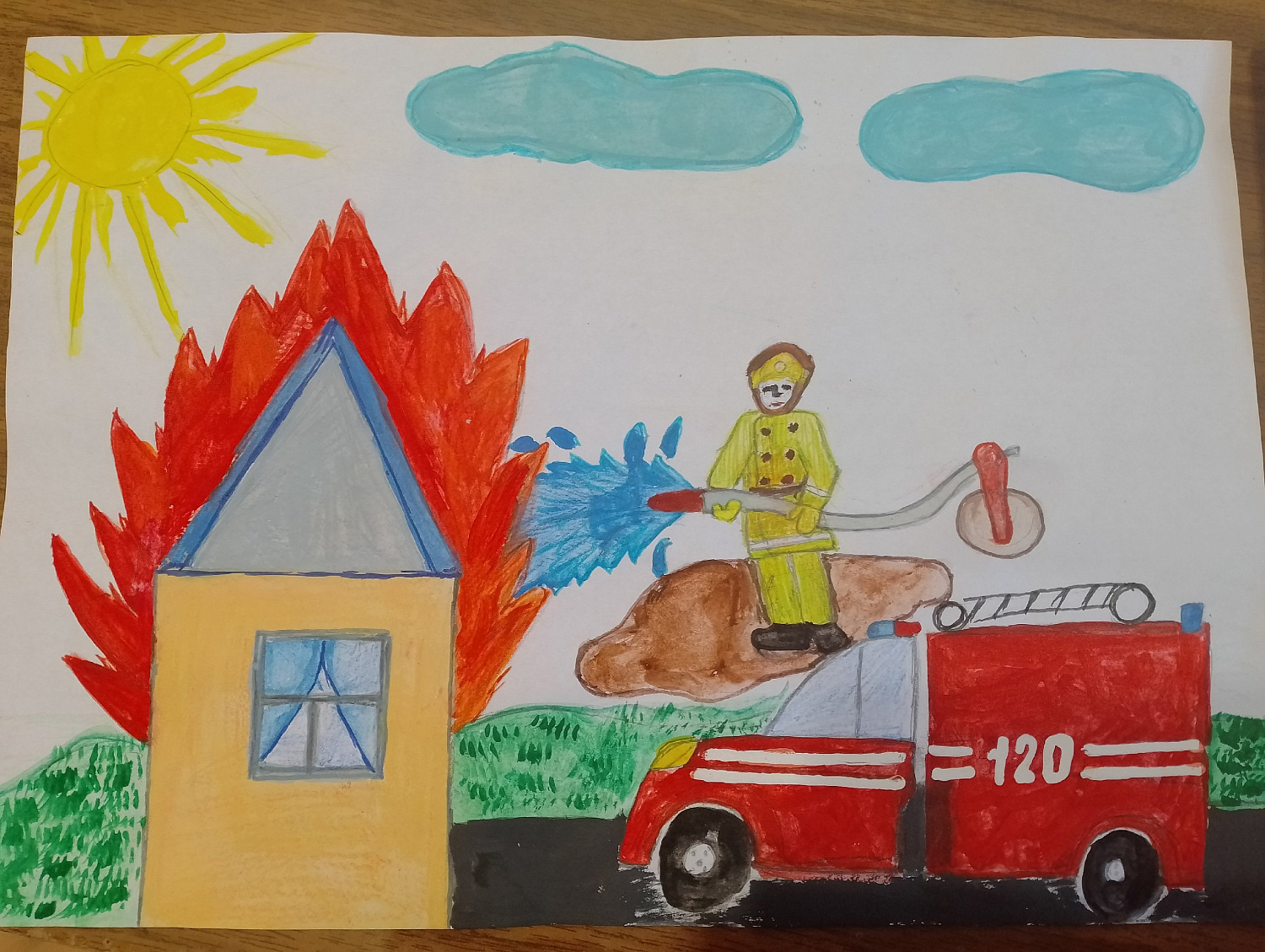 Похвистневские и камышлинские юные художники борются за победу в региональном конкурсе «Мои родители работают в противопожарной службе»