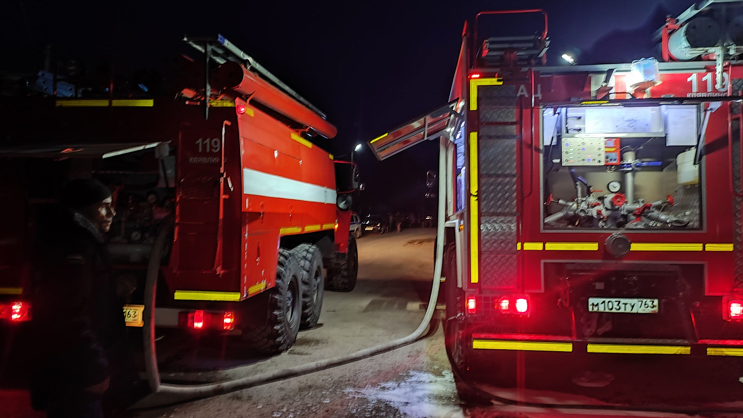 В субботу в Клявлинском районе загорелся гараж