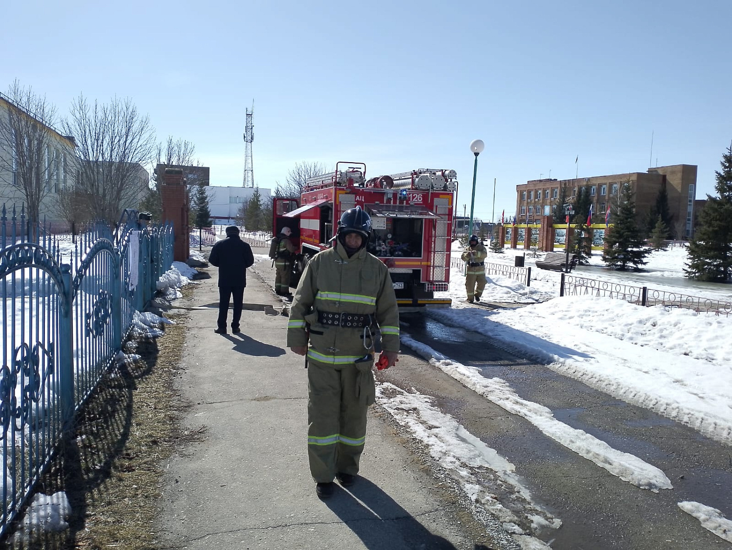 Контрольная проверка в Красноармейском районе завершилась пожарно – тактическими учениями