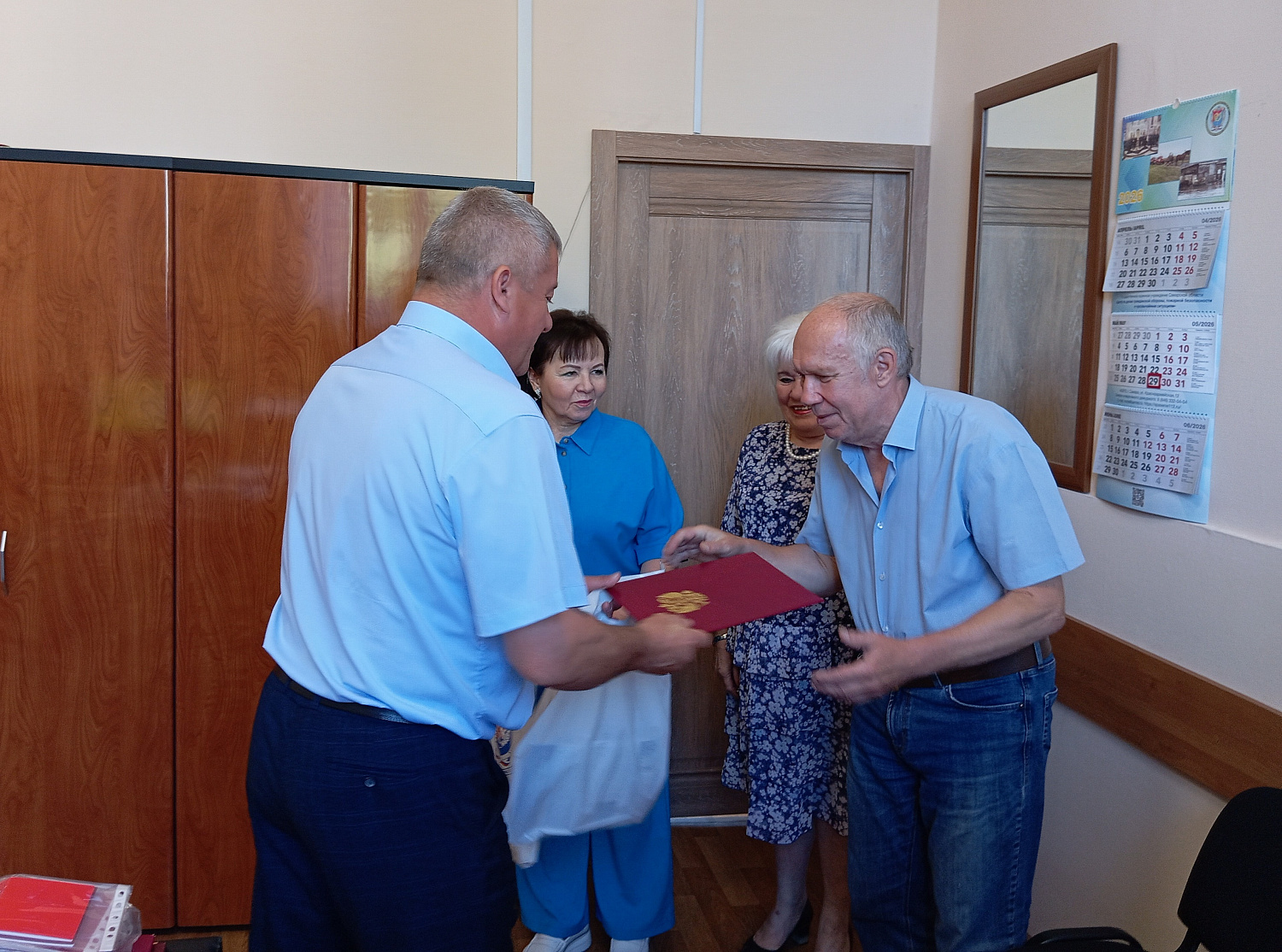 В облГКУ «Центр по делам ГО, ПБ и ЧС» проводили коллег на заслуженный отдых  