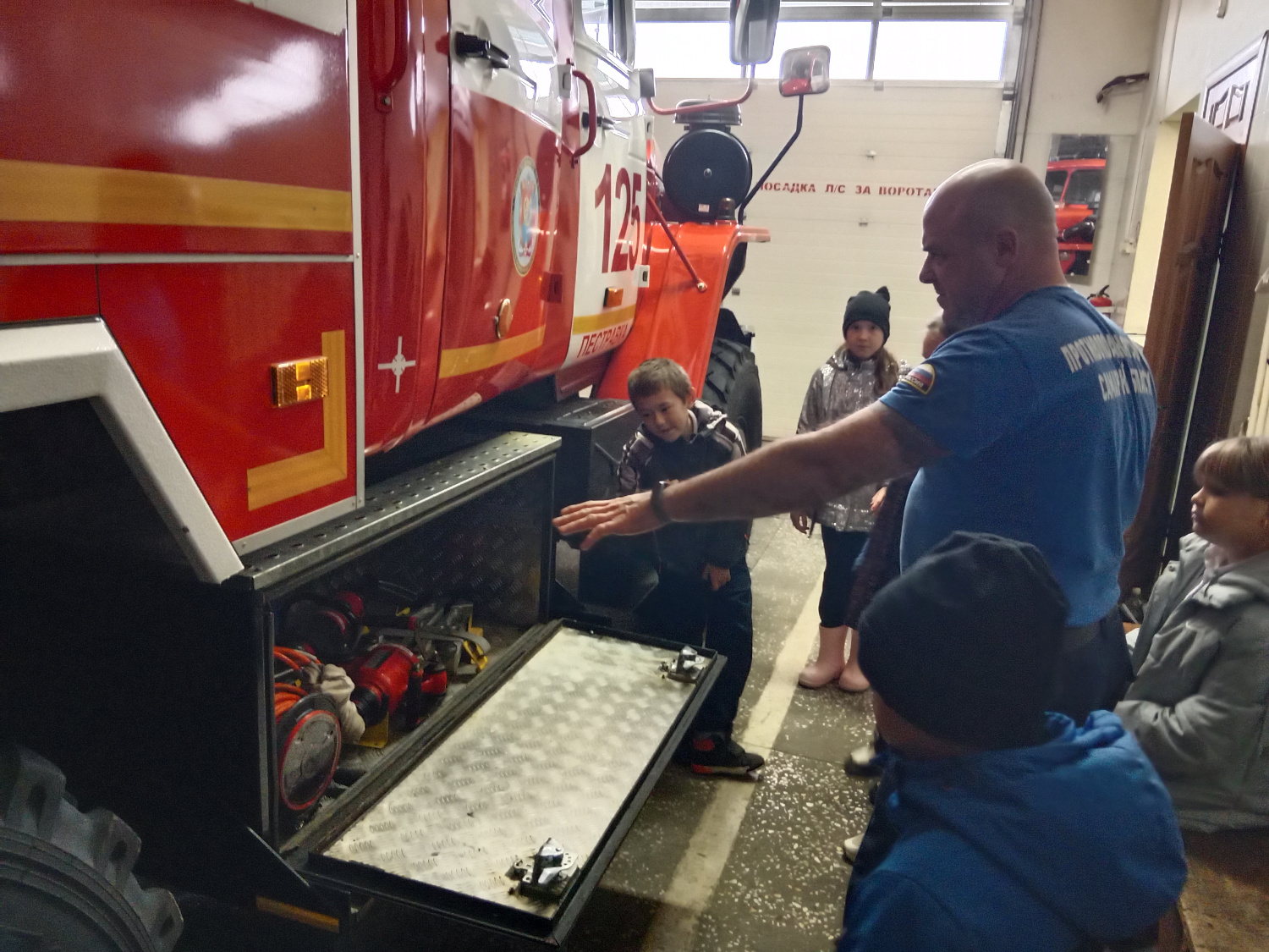 Новая встреча школьников со специалистами пожарно-спасательной части № 125 Пестравского района