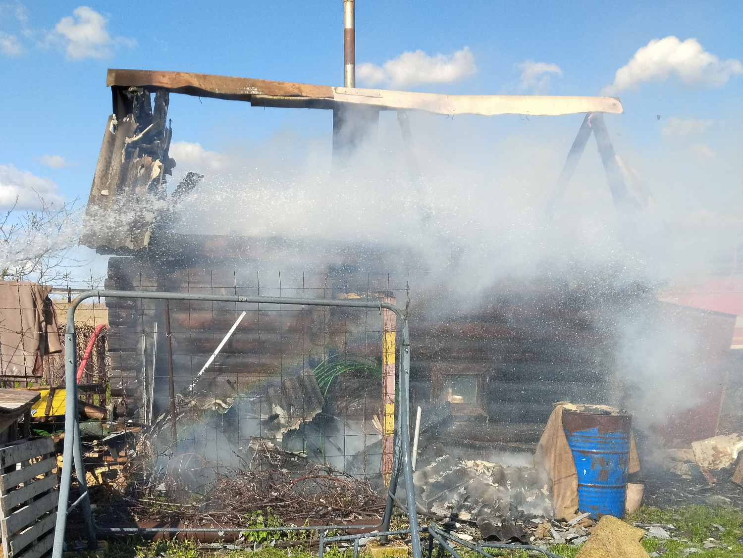 В Ставропольском районе загорелась баня на площади 45 квадратных метров