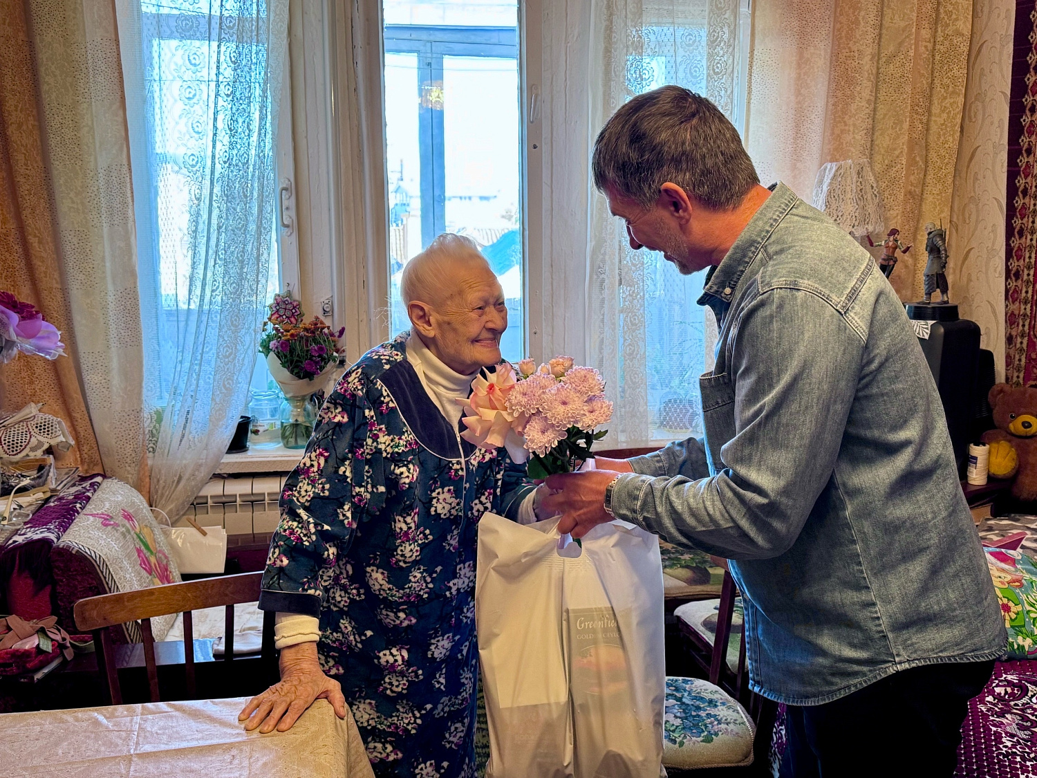 98 лет, наполненные добром, мужеством и светом
