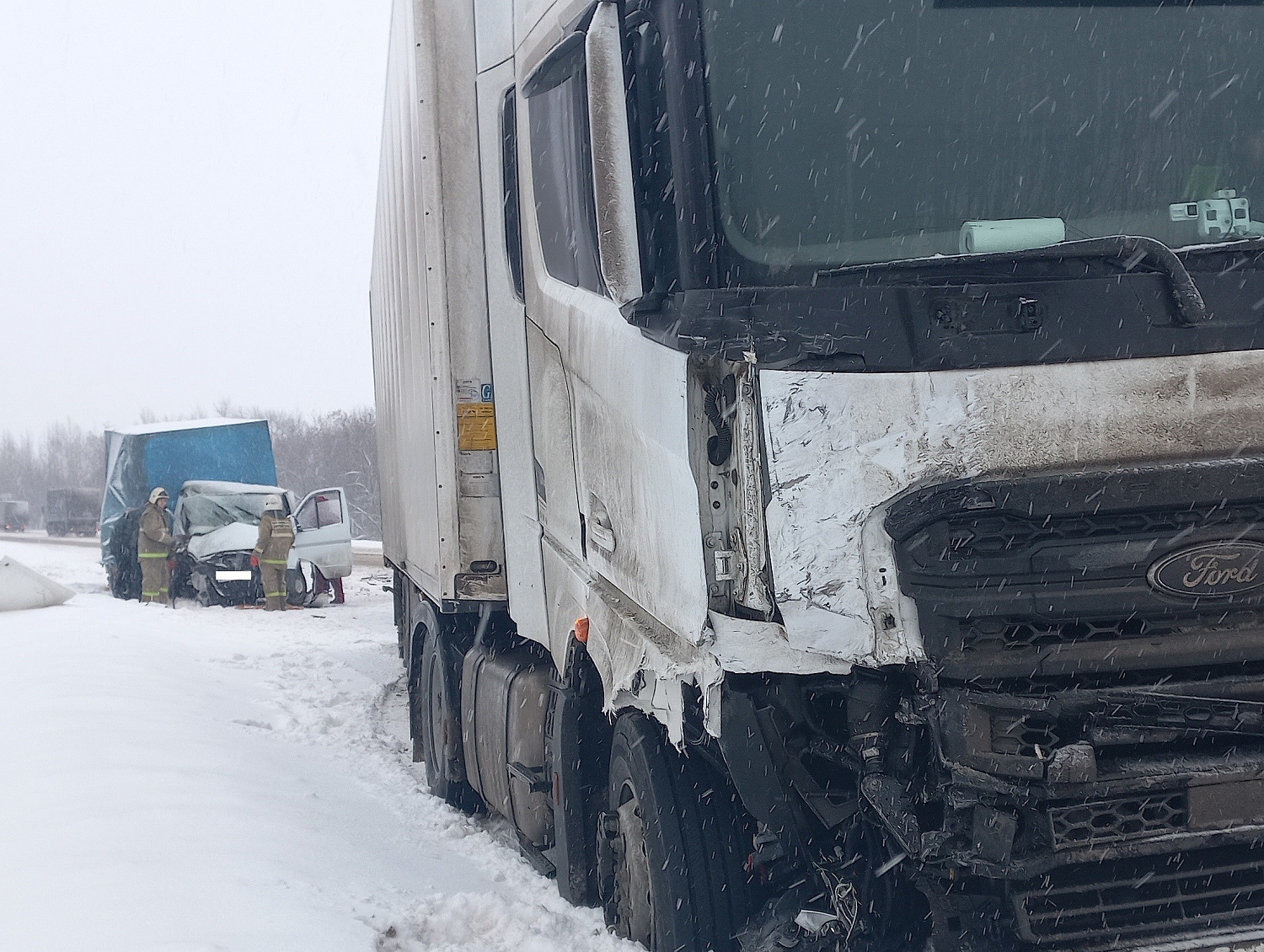 Встречное столкновение двух грузовых автомобилей произошло вчера в Ставропольском районе