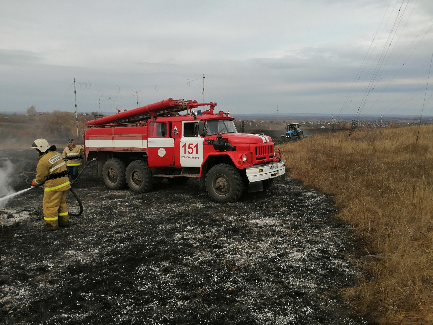 Природный пожар в Красноярском районе